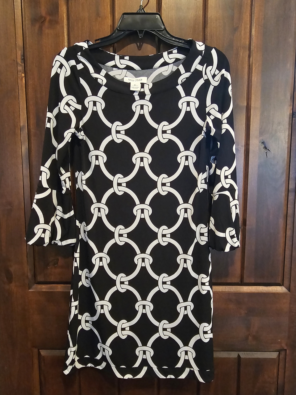 White House Black Market Black and White Chain-Link Long Sleeve Dress